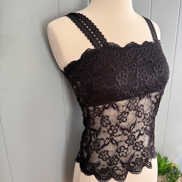 Tops - Black Floral Lace Sheer Camisole Top Tank XS-S Trim Strappy Camis Velvet Flowers